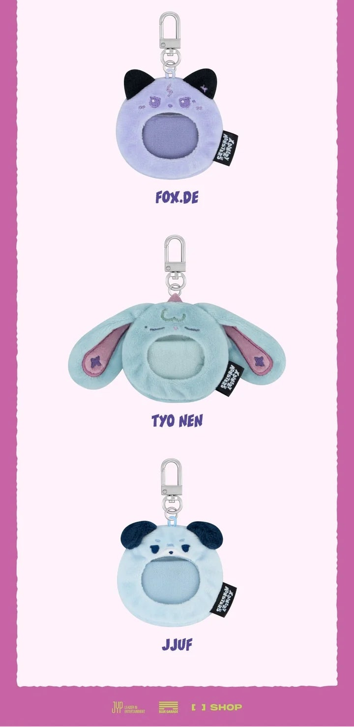 (PRE-ORDER) XDINARY HEROES - XCLUSIVE PARTY 2ND FANMEETING OFFICIAL MD XDINARY MONSTERS CAN BADGE HOLDER