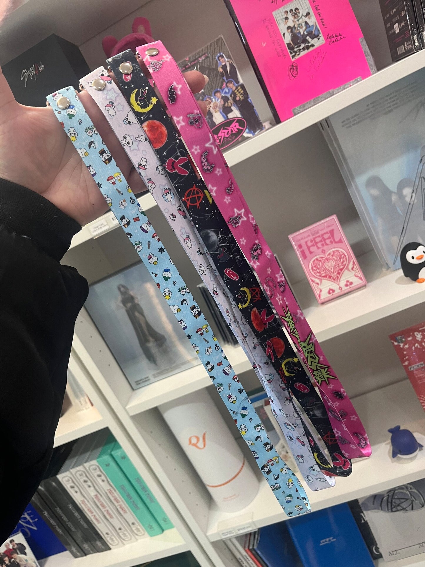 K-POP LANYARDS