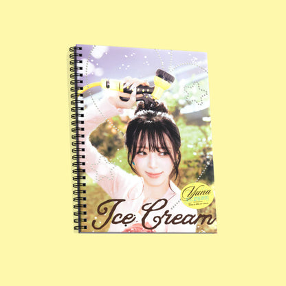 YUNA (ITZY) - ICE CREAM 1ST MINI ÁLBUM [VER. LIBRO DE FOTOS]