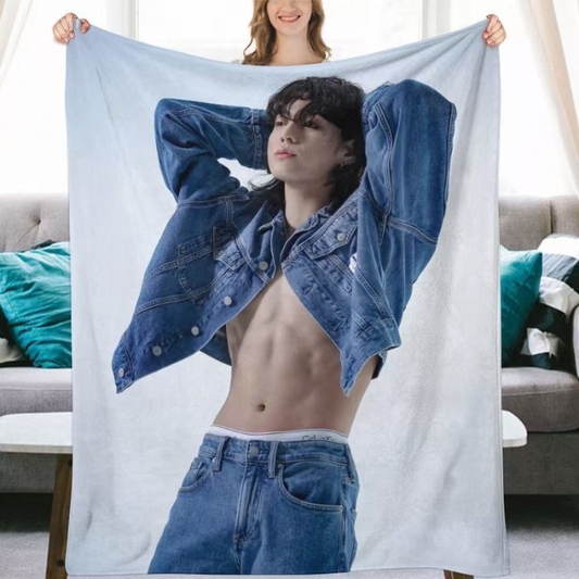 JUNGKOOK (BTS) - BLANKET VER.4