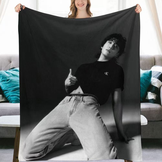 JUNGKOOK (BTS) - BLANKET VER.5