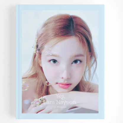 NAYEON (TWICE) - YES, I AM NAYEON 1ST PHOTOBOOK