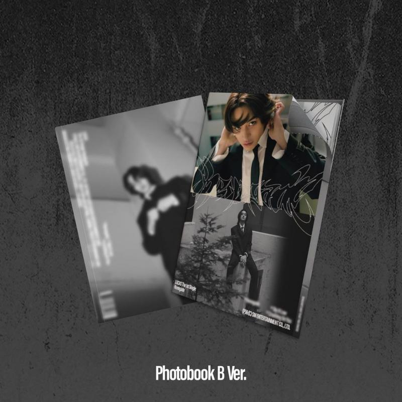 LUCAS - RENEGADE [PHOTO BOOK VER.] ALBUM